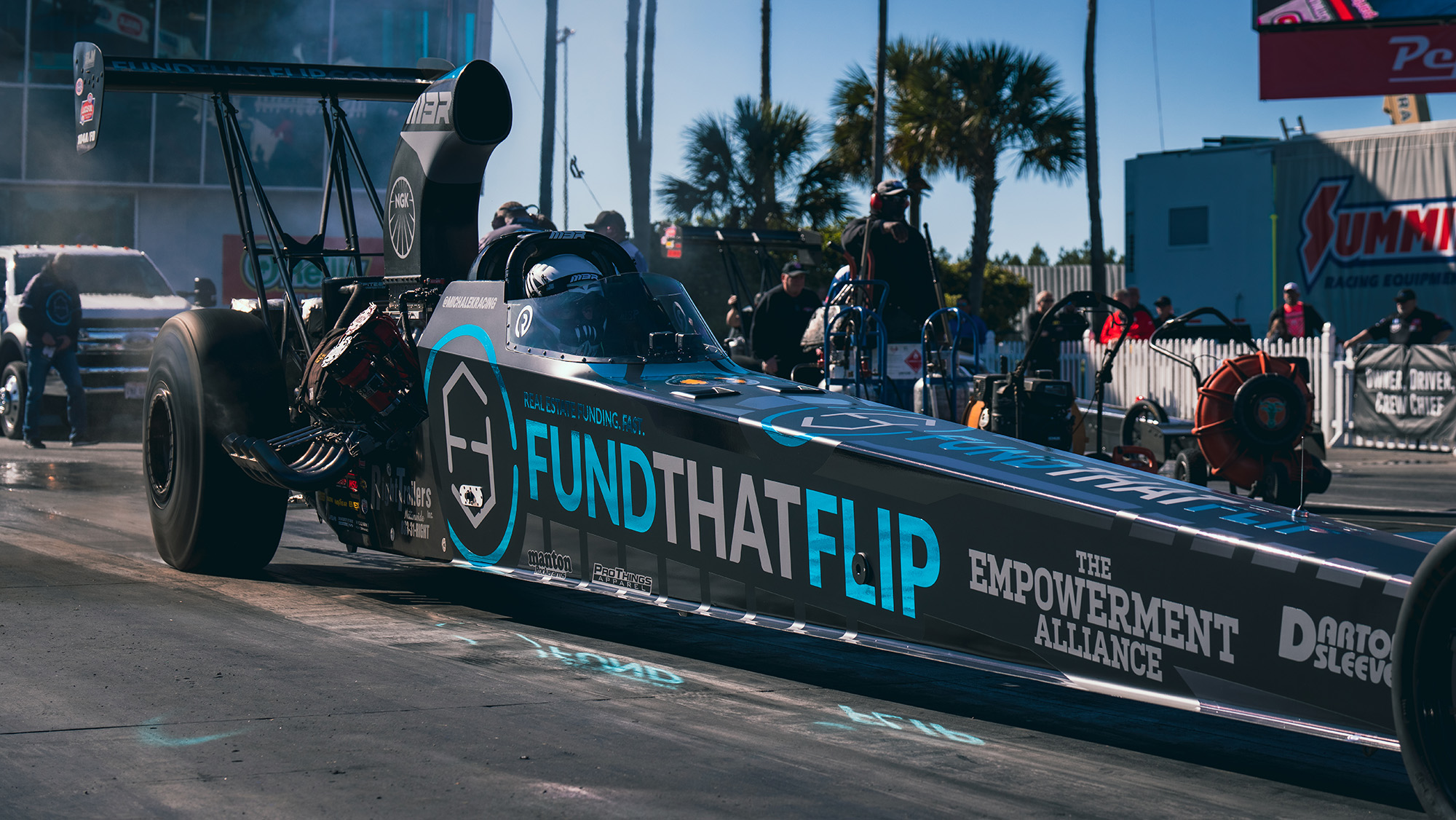 Michalek Brothers Racing debuted a new look dragster with Fund That Flip primary branding at the 2022 NHRA Gatornationals.